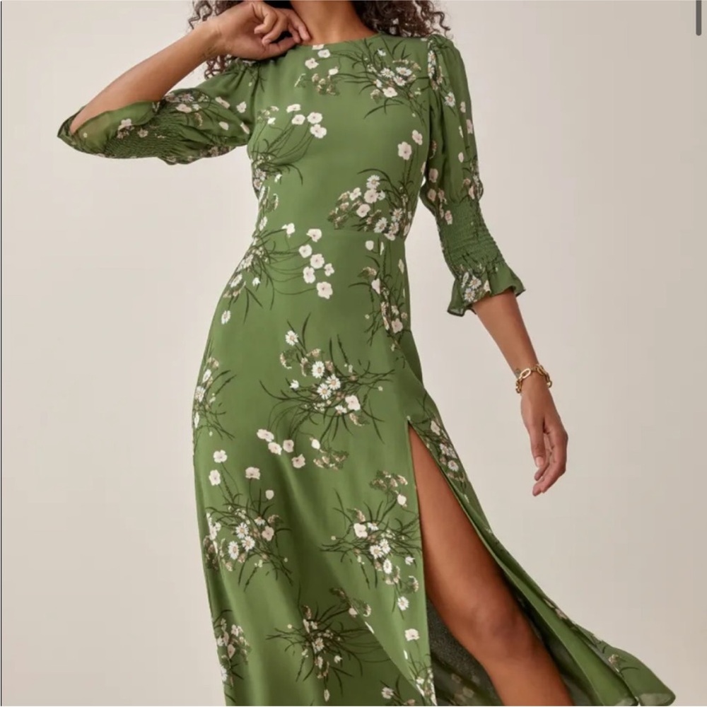 Reformation Carolena dress in Lomita ✨sold out✨